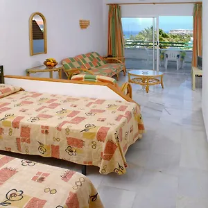https://hovima-altamira.adeje-hotels.com